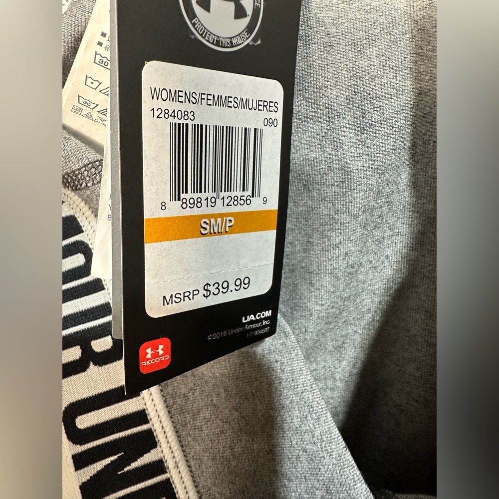NWT Under Armour Favorite Midrise Capris Size Small - Picture 6 of 7